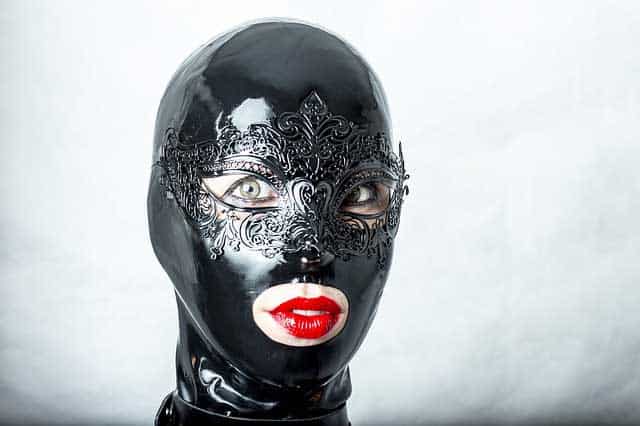 Bondage Maske aus Latex