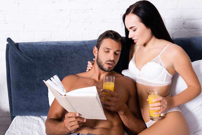 Erotische Bücher zur Inspiration depositphotos.com