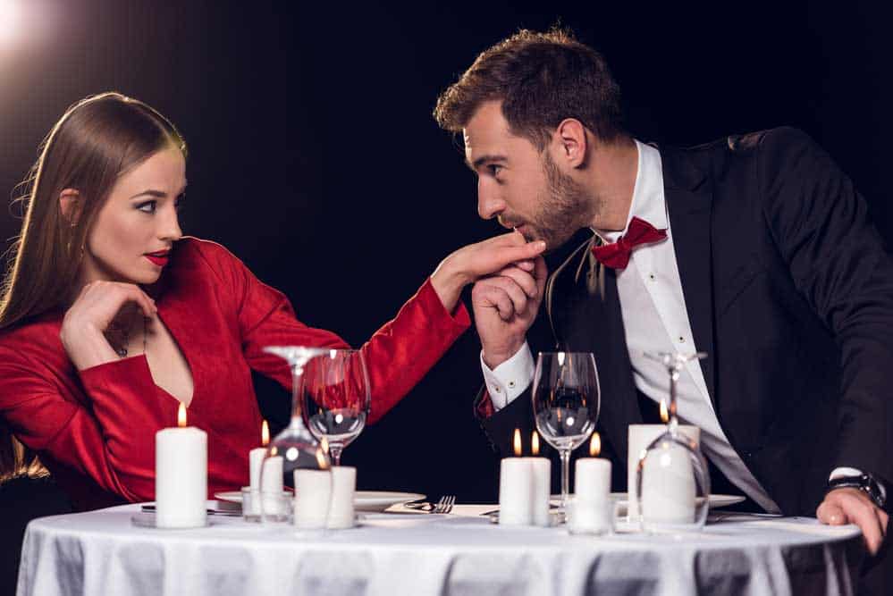Erotische Komplimente bei einem romantischen Date (depositphoto) 
